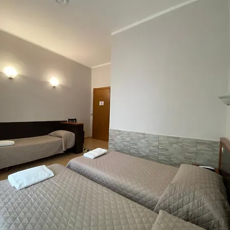 Hotel Atena Milan Exterior photo