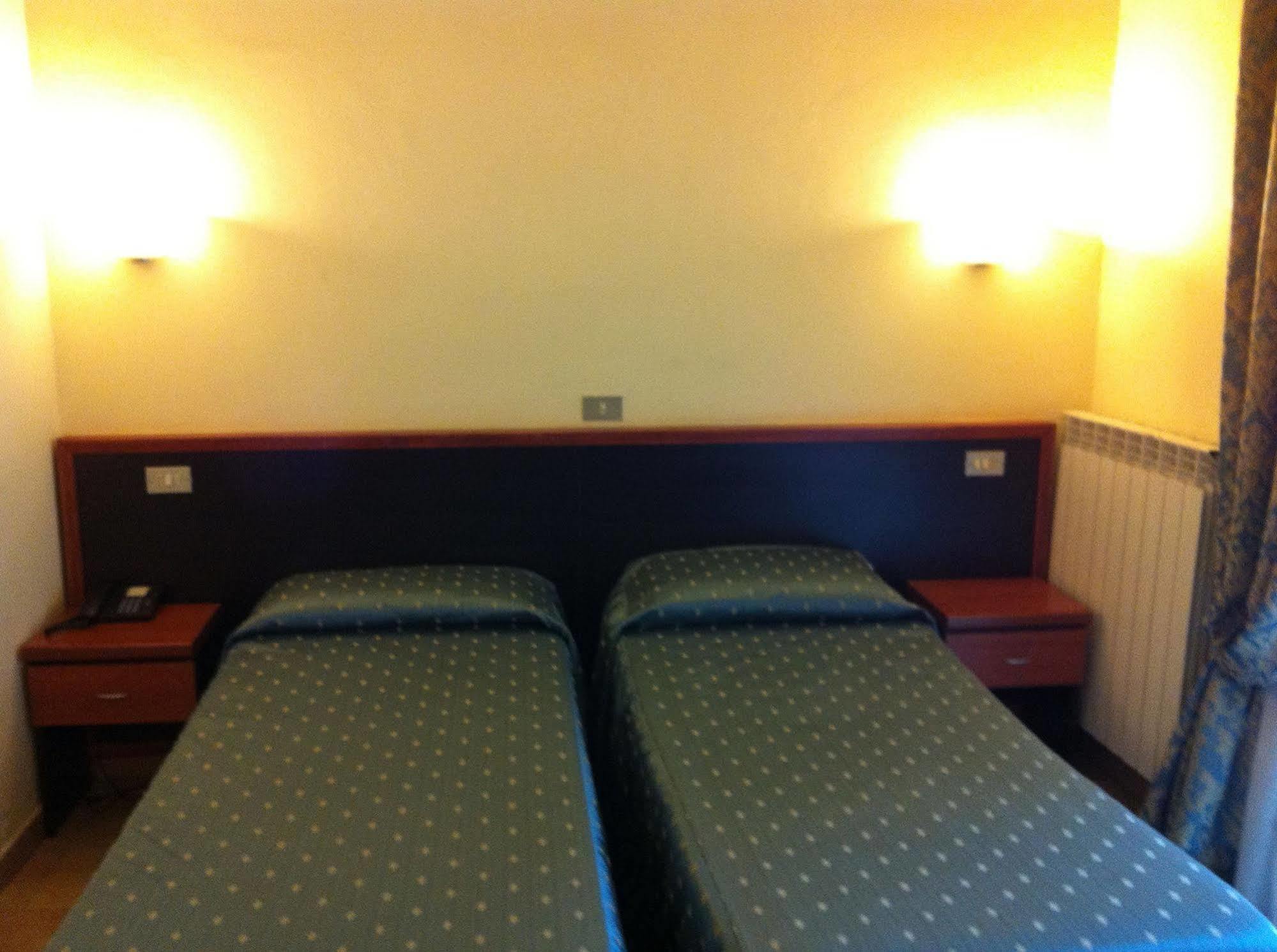 Hotel Atena Milán